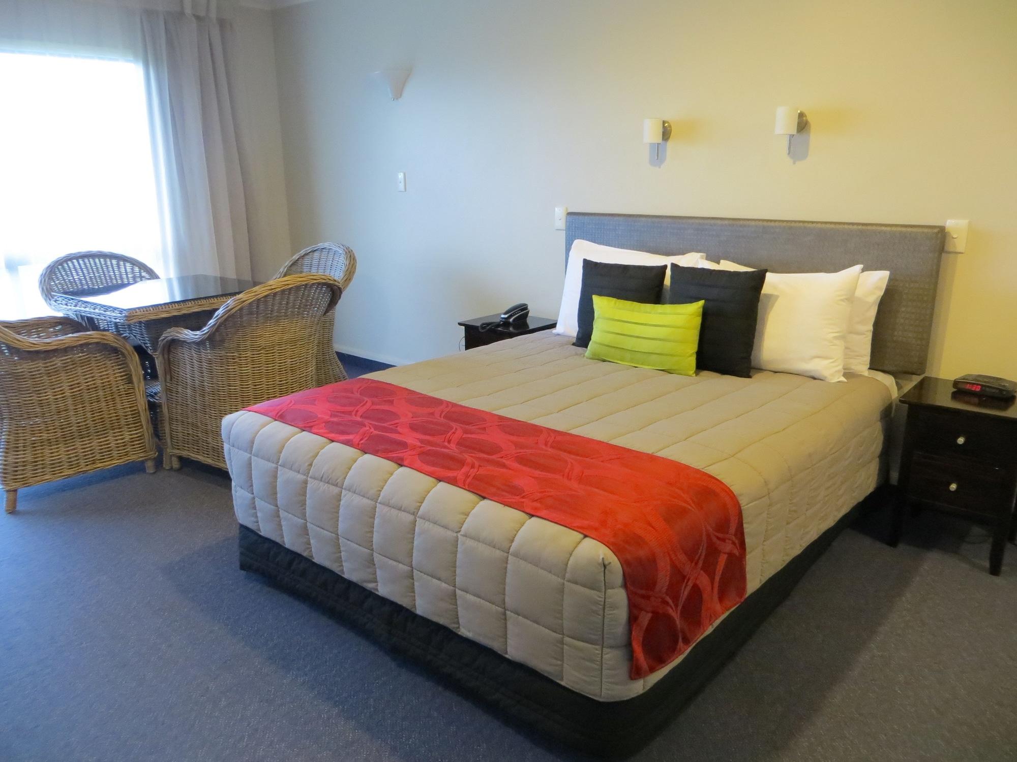 Harbour View Motel On Ahuriri Beach In Napier Nz With Sea View Suites Exterior photo