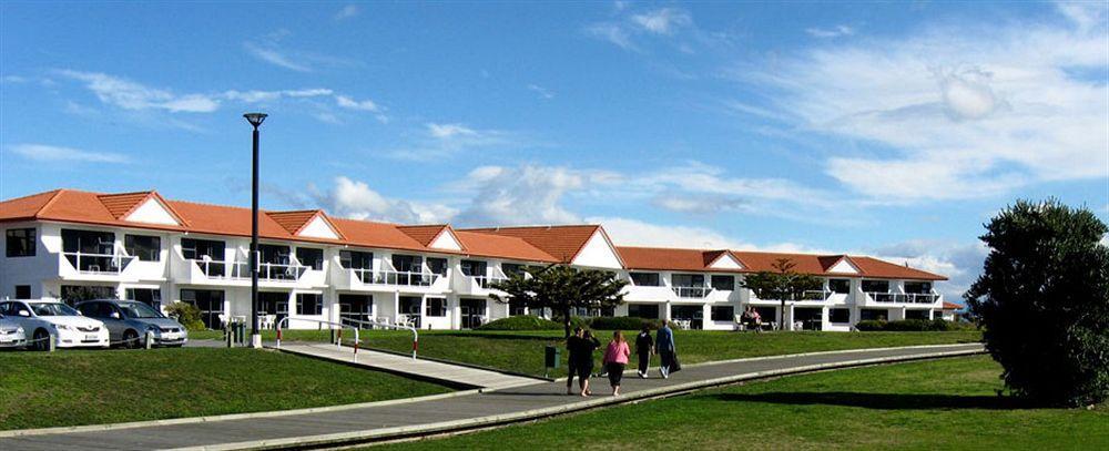 Harbour View Motel On Ahuriri Beach In Napier Nz With Sea View Suites Exterior photo