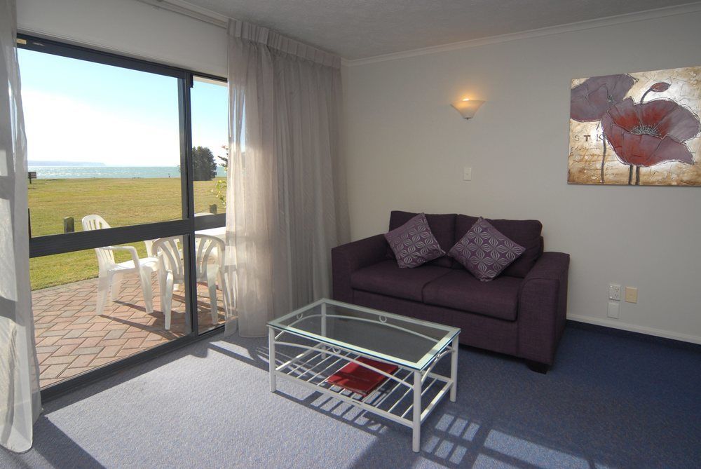 Harbour View Motel On Ahuriri Beach In Napier Nz With Sea View Suites Exterior photo